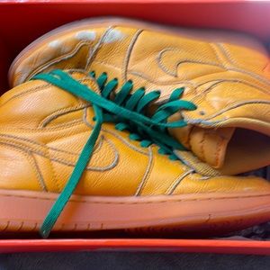 Size 9 air jordan 1 retro hi og g8rd